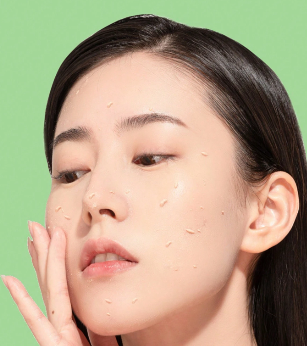 🔥 Instant Glow Facial Scrub – Deep Clean & Exfoliate! 🔥